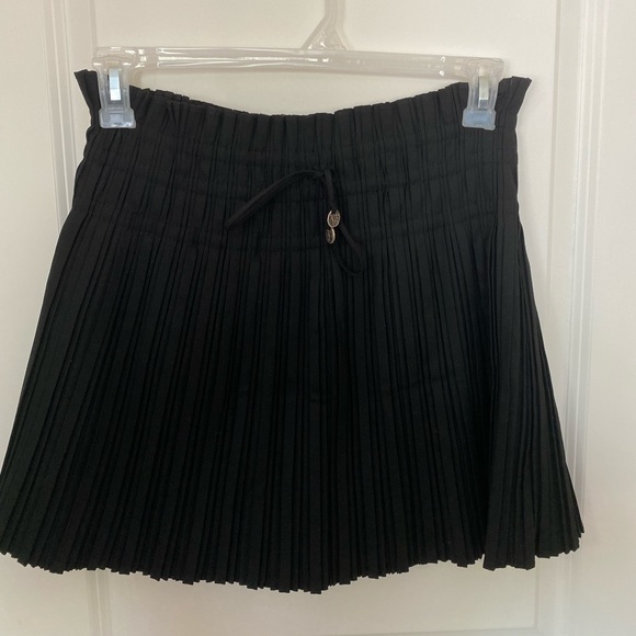 Zara Pleated Skort - Picture 1 of 5